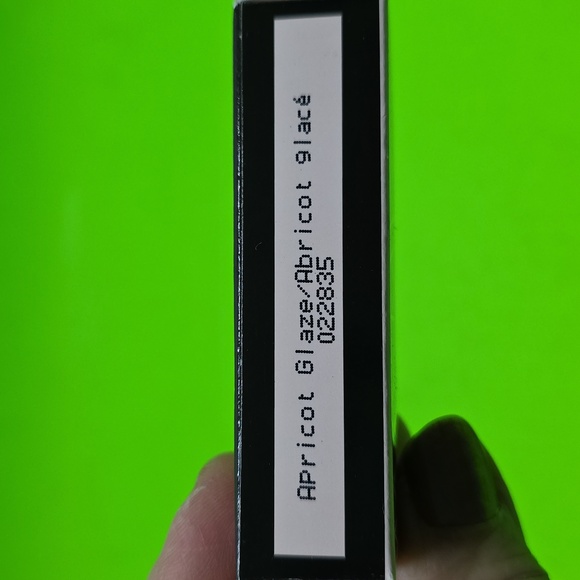 NIB Mary Kay Apricot Glaze Lipstick - Picture 6 of 8